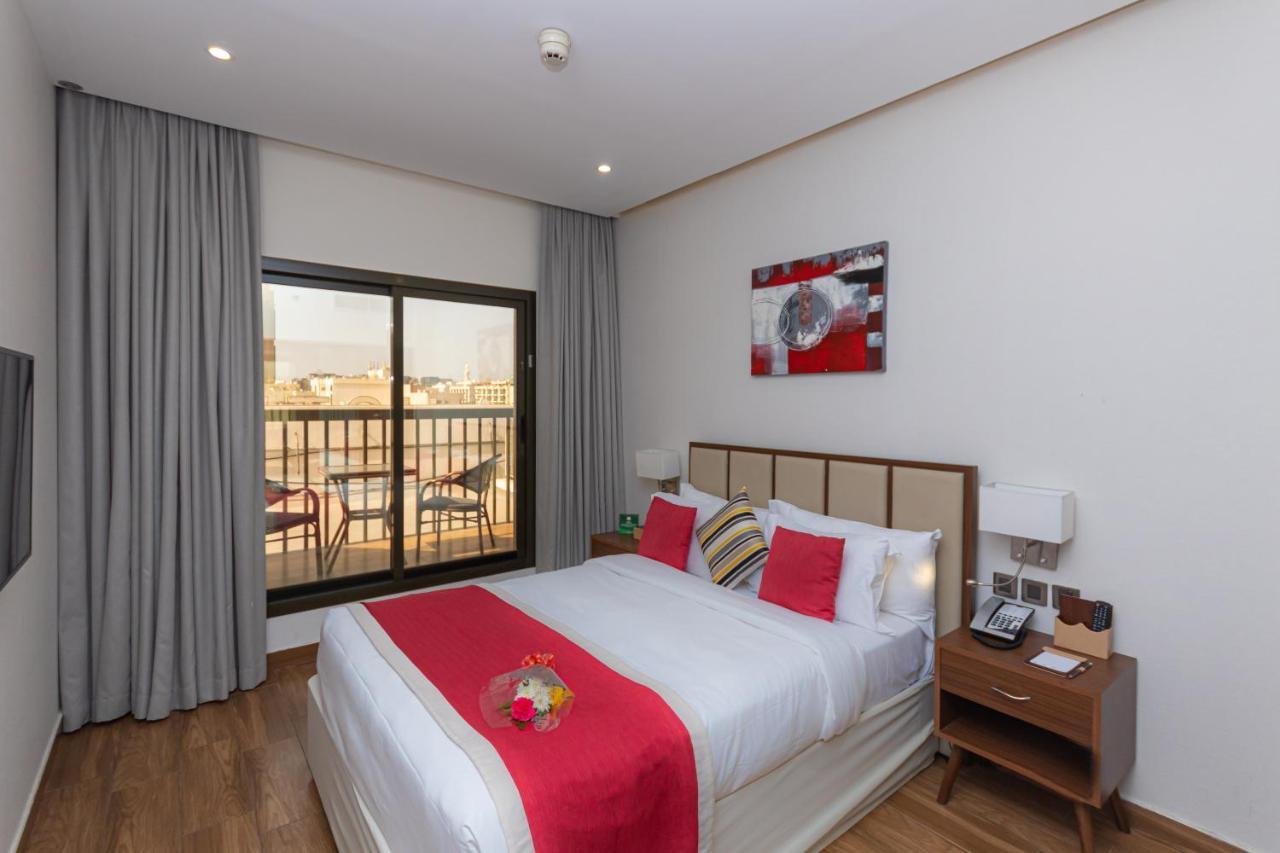 Le Wana Hotel Dubai Bagian luar foto